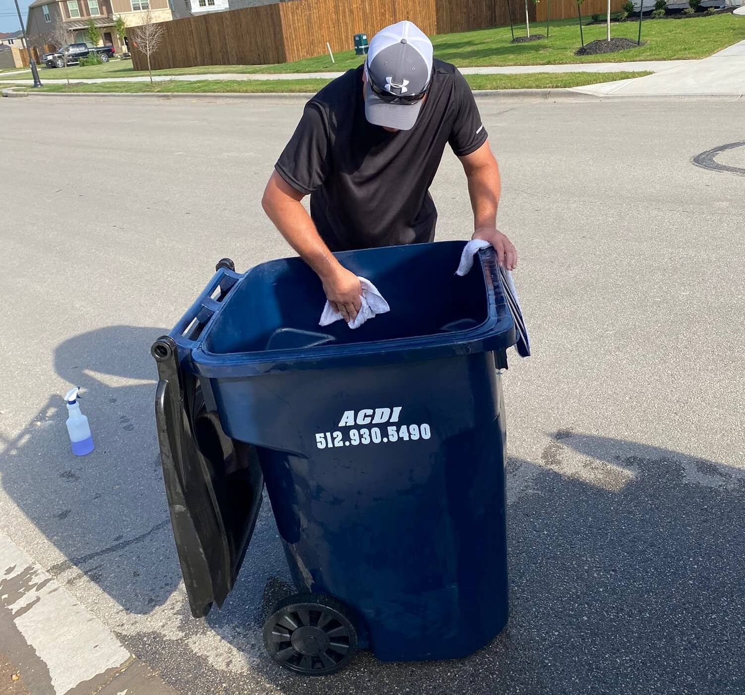 trash can cleaning service 05 px